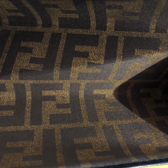 Fendi White Multicolor Logo Oversized Sunglasses - Picture 5 of 8